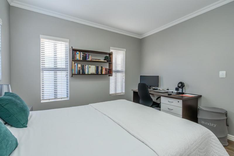 4 Bedroom Property for Sale in Calypso Beach Western Cape